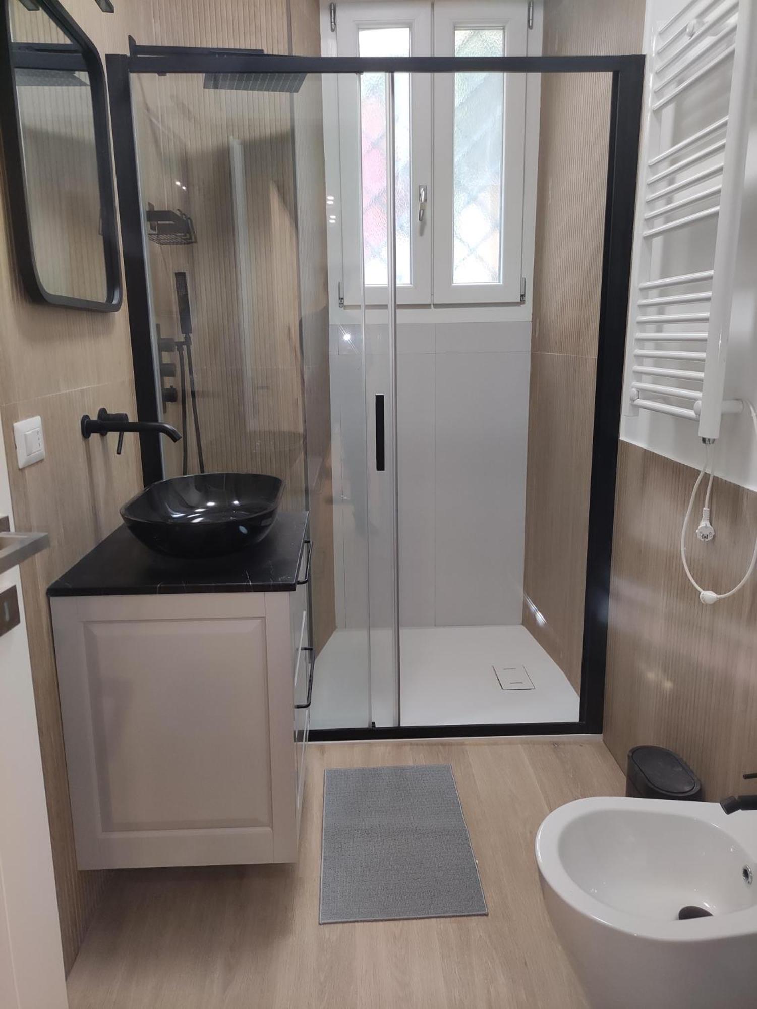 Metro Mirti Rome Suite מראה חיצוני תמונה